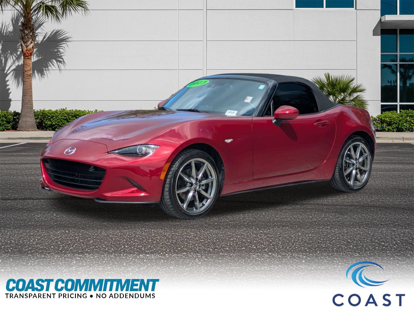 Used 2023 MAZDA MX-5 Miata Grand Touring RWD image 2