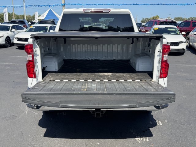 Used 2022 Chevrolet Silverado 1500 LT RWD image 13
