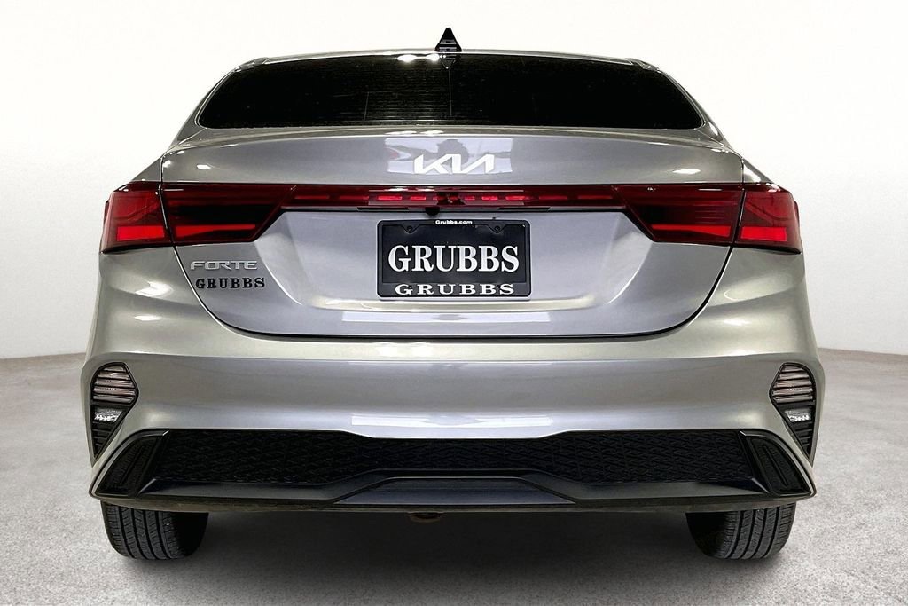 Used 2024 Kia Forte LXS image 6