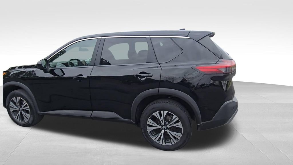 Used 2023 Nissan Rogue SV image 5