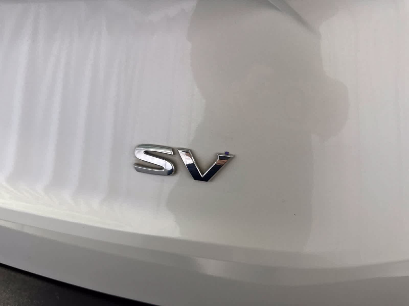 Used 2022 Nissan Rogue SV FWD image 13