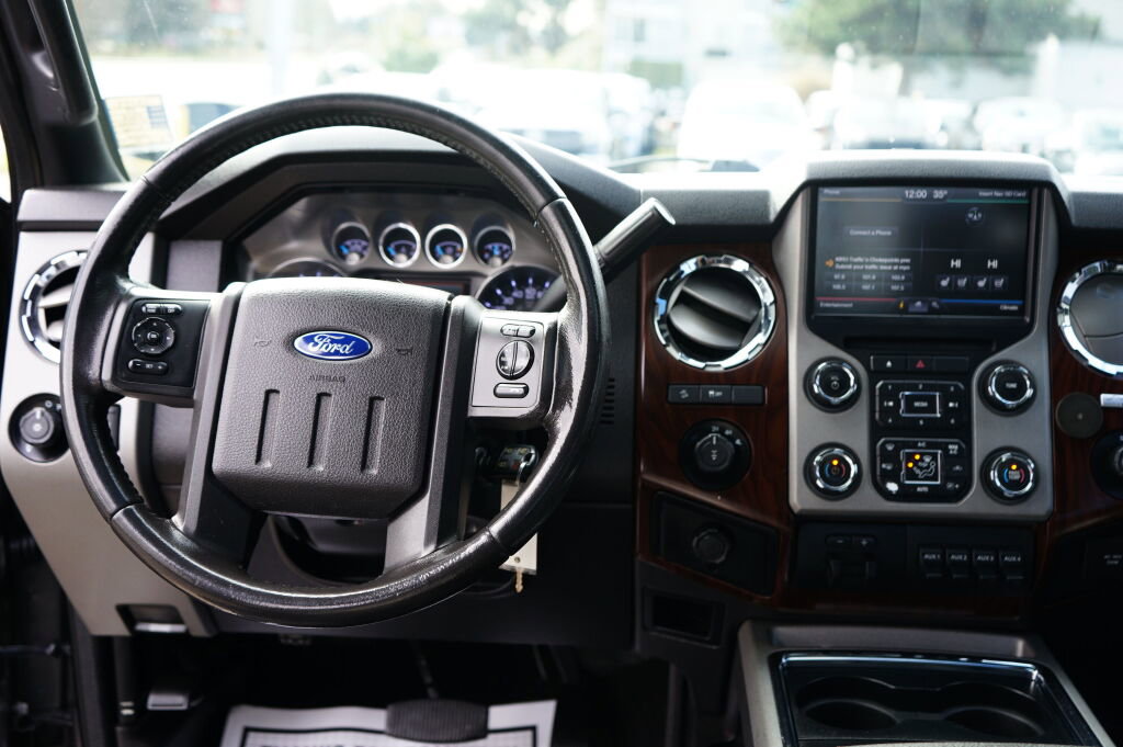 Used 2014 Ford F250 Lariat w/ Lariat Ultimate Package image 15