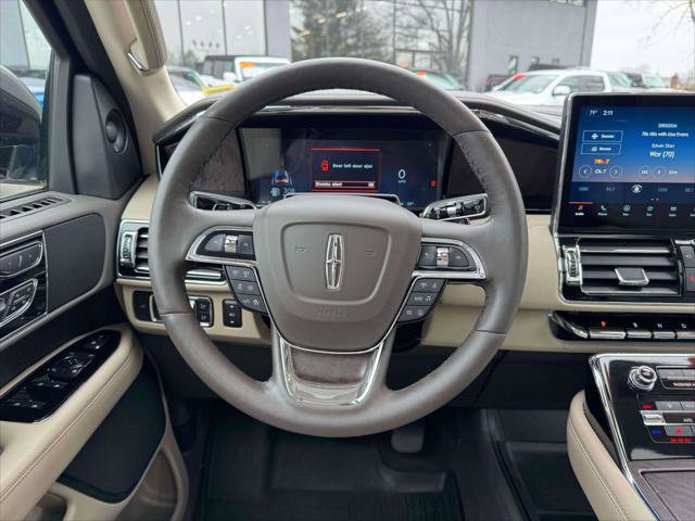 Used 2022 Lincoln Navigator L Reserve image 19