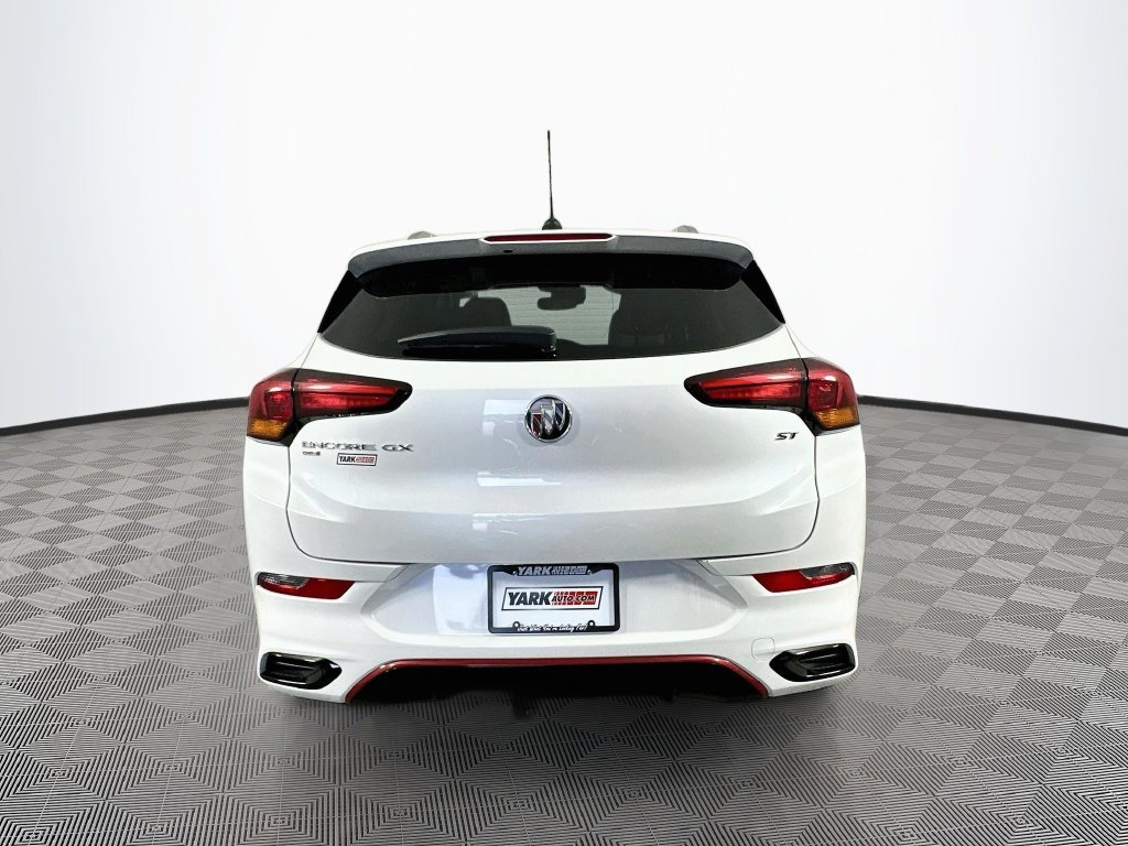 Used 2021 Buick Encore GX Essence w/ Sport Touring Package AWD/4WD image 9