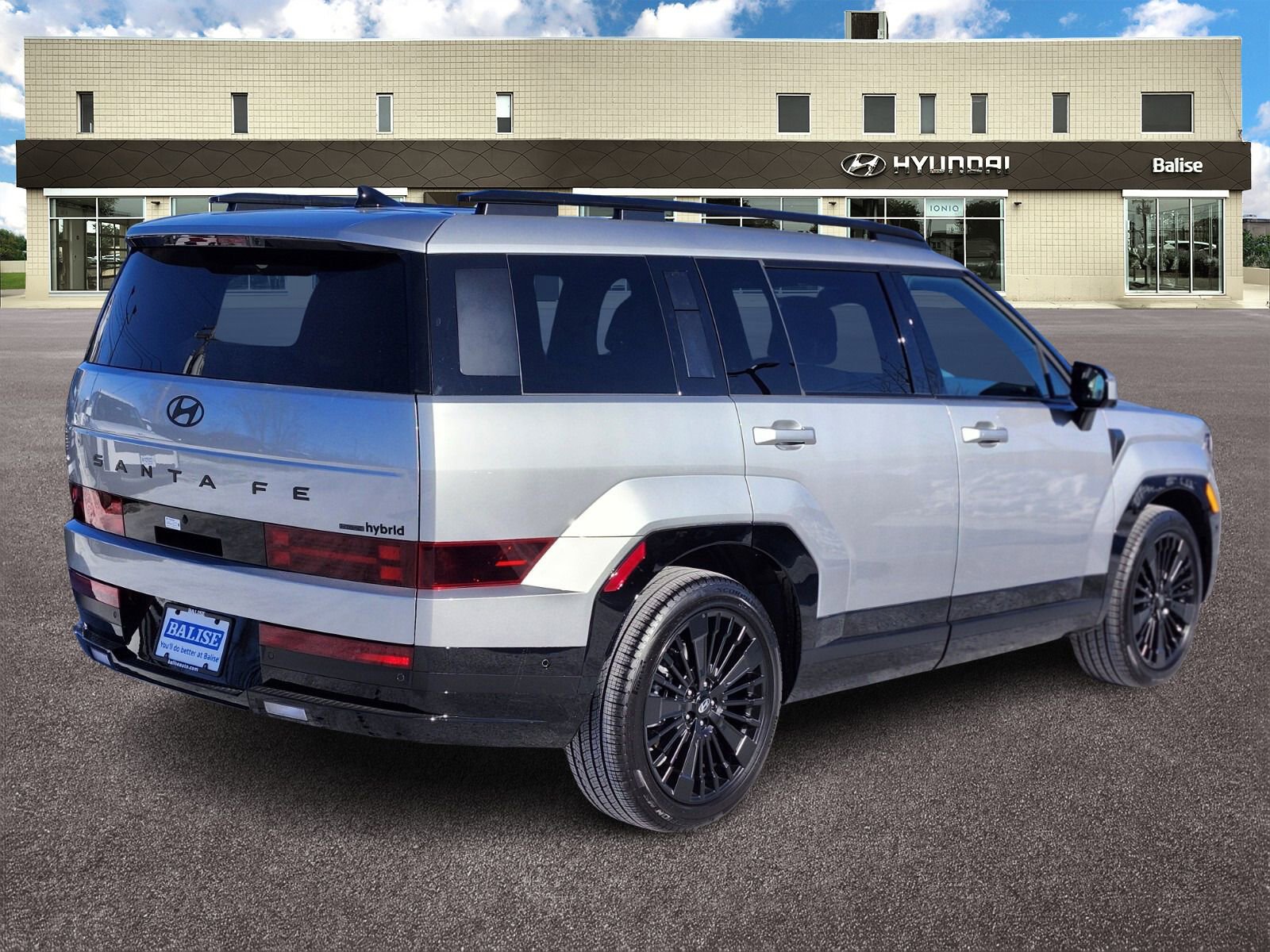 Used 2025 Hyundai Santa Fe Calligraphy image 3