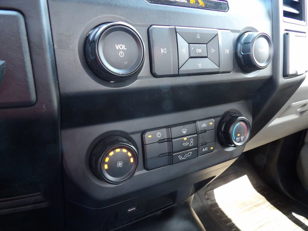 Used 2019 Ford F150 XL w/ Equipment Group 101A Mid RWD image 18
