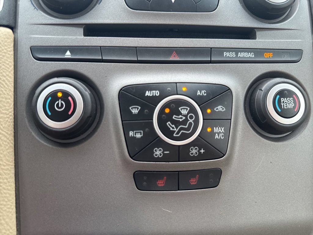 Used 2016 Ford Taurus SEL FWD image 20