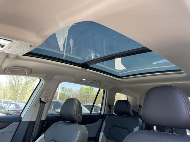 New 2025 Volkswagen Atlas Peak Edition SE image 21