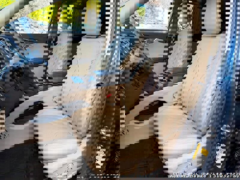 Used 2018 Lincoln MKX Reserve image 17