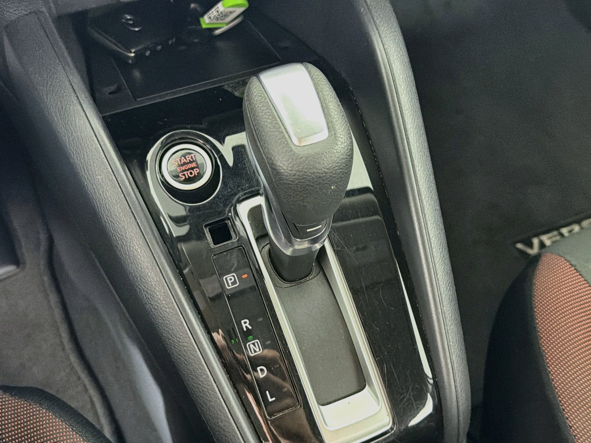 Used 2024 Nissan Versa SR FWD image 23