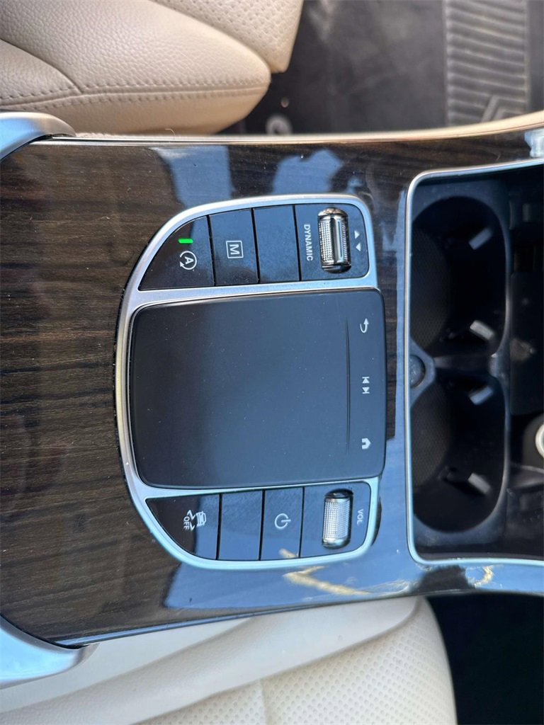 Used 2020 Mercedes-Benz GLC 300 w/ Multimedia Package image 27