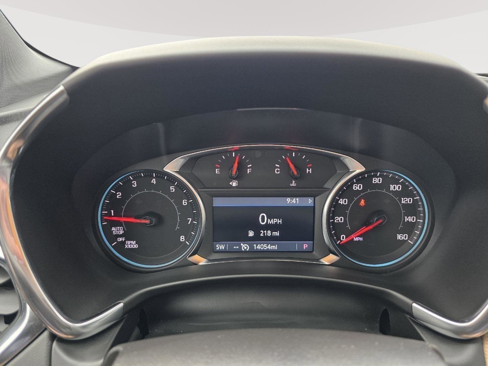 Used 2024 Chevrolet Equinox Premier image 10