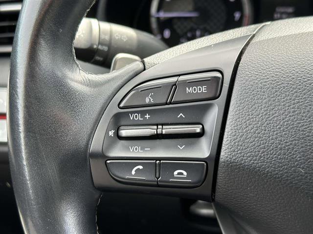 Used 2019 Hyundai Veloster 2.0 Premium FWD image 17