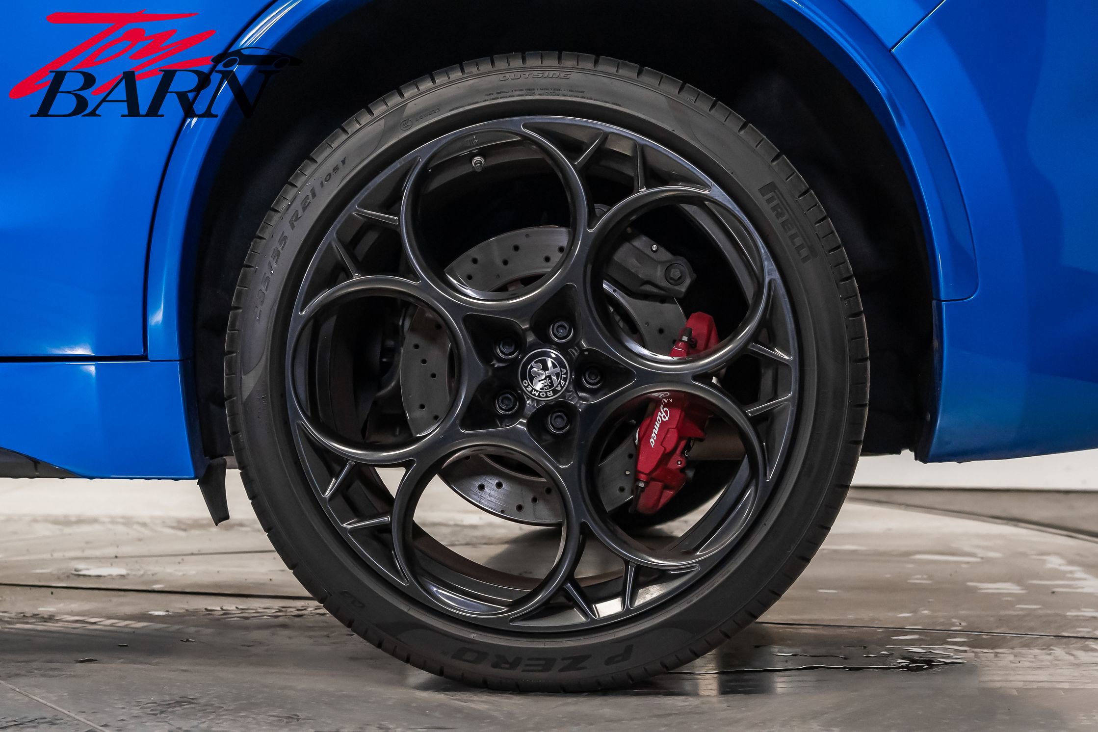 Used 2022 Alfa Romeo Stelvio Quadrifoglio image 19