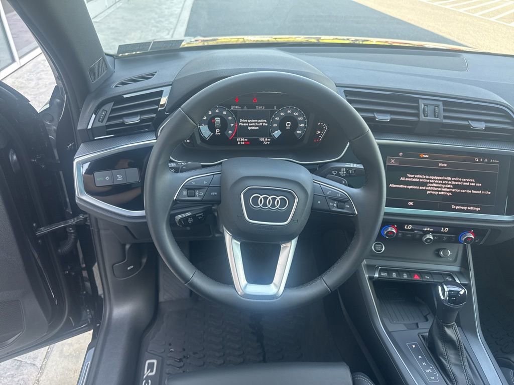 Certified 2025 Audi Q3 2.0T Premium w/ Convenience Package AWD/4WD image 24