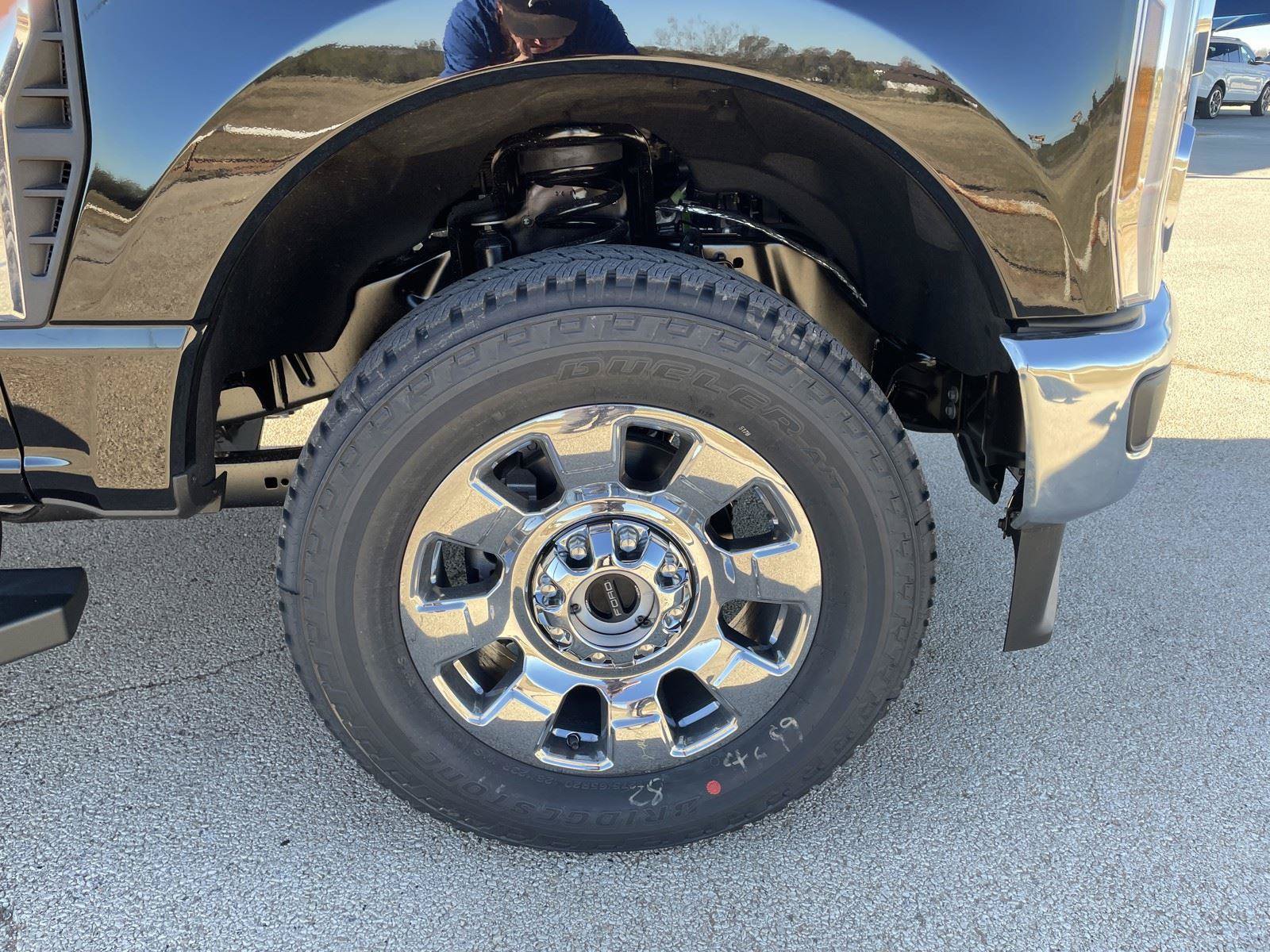 New 2026 Ford F250 Lariat w/ Chrome Package AWD/4WD image 43
