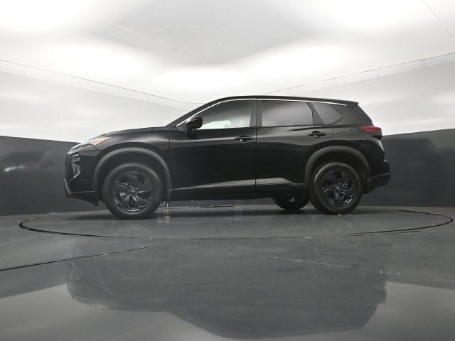 Certified 2026 Nissan Rogue SV FWD image 33