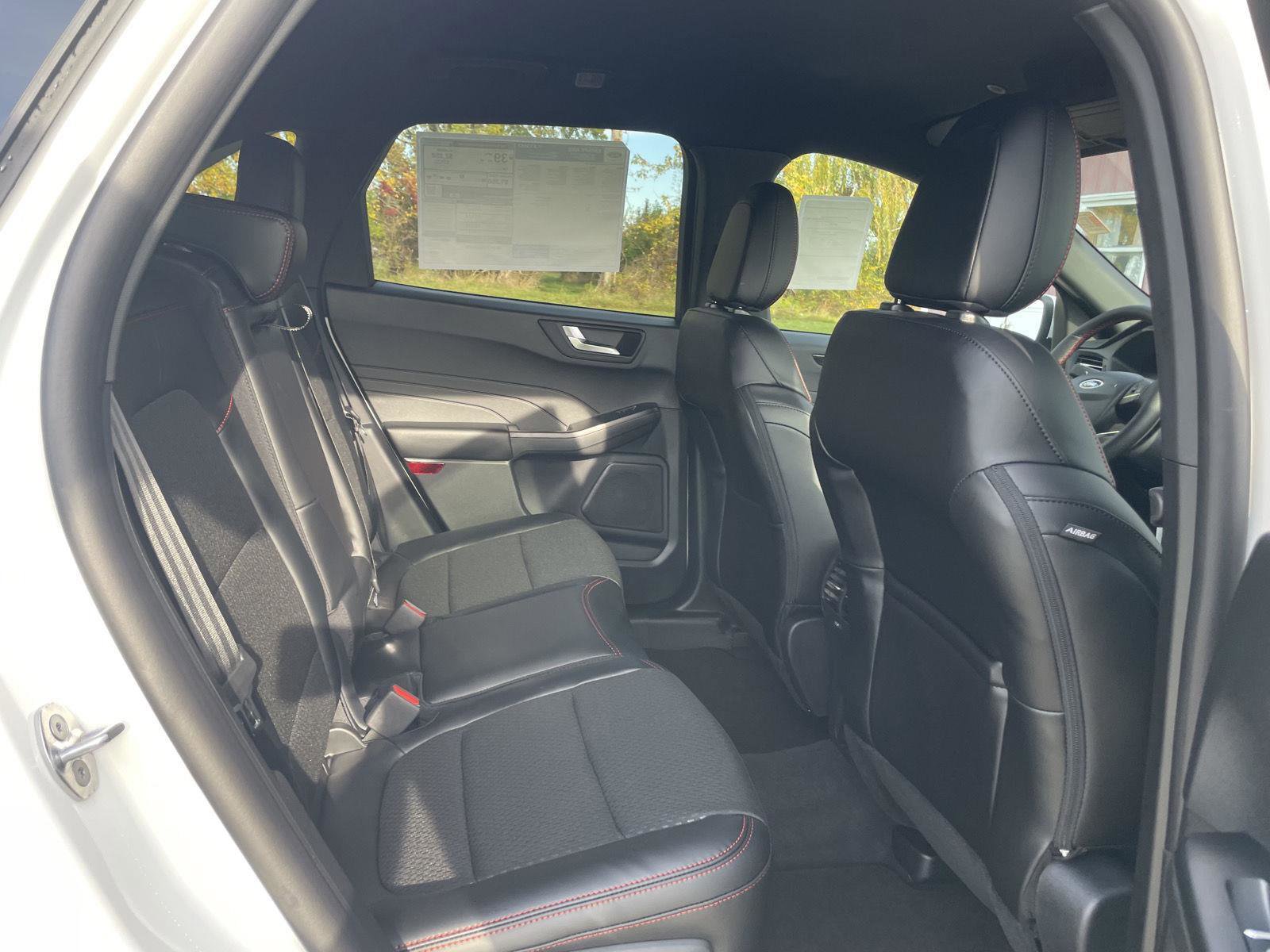 New 2026 Ford Escape ST-Line Select w/ Tech Pack #1 AWD/4WD image 29