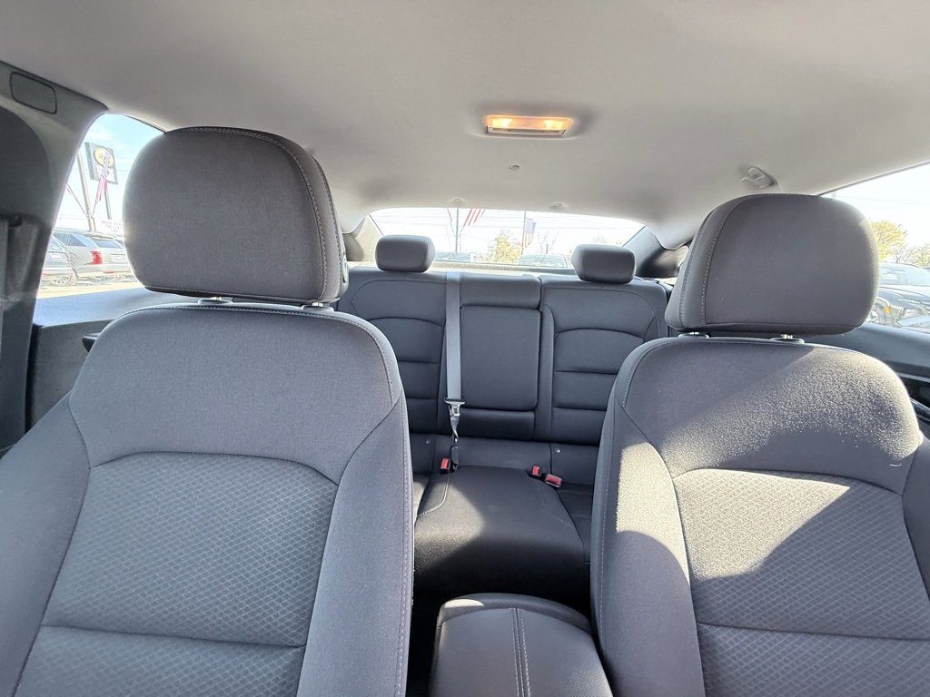 Used 2024 Chevrolet Malibu LT image 22