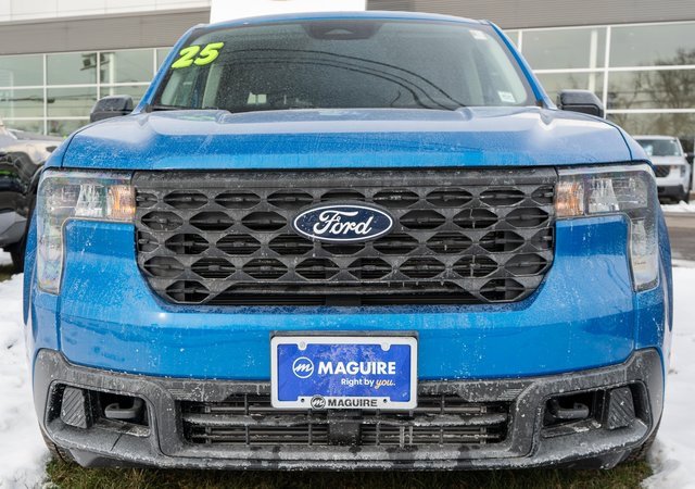 New 2025 Ford Maverick XLT w/ XLT Luxury Package image 2