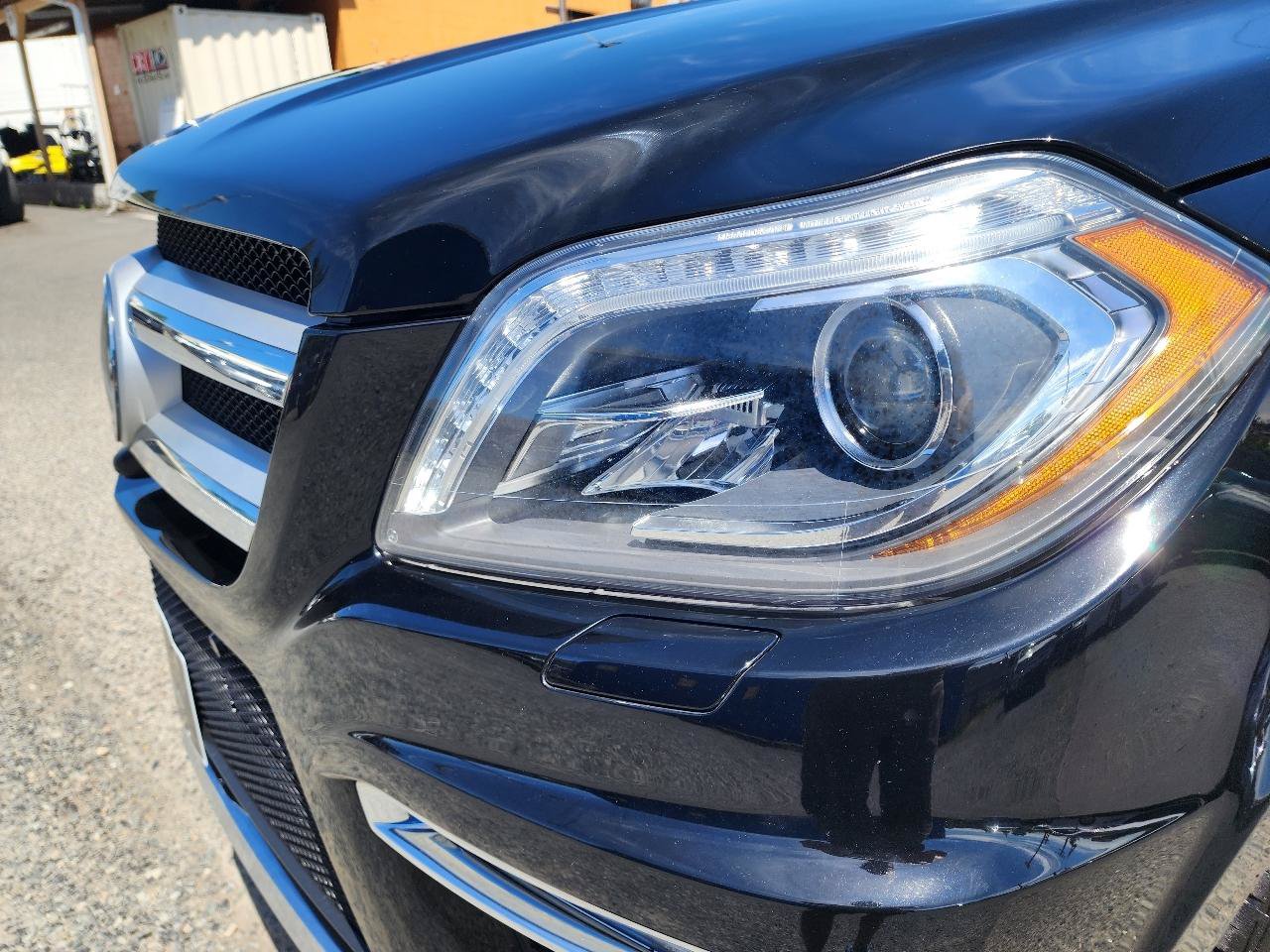 Used 2016 Mercedes-Benz GL 550 4MATIC image 41