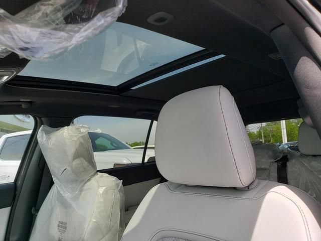 New 2026 Jeep Cherokee Overland w/ Advanced Pro Tech Group AWD/4WD image 7