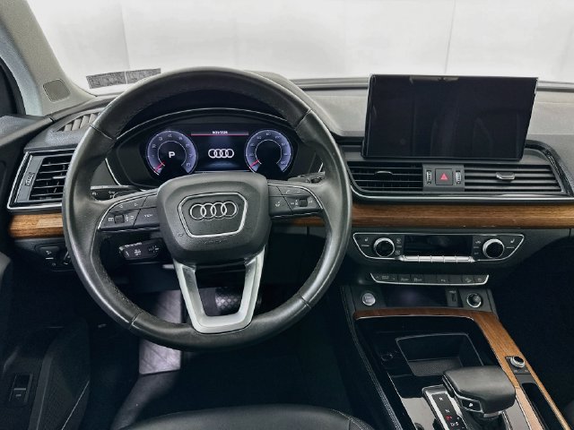 Used 2023 Audi Q5 2.0T Premium Plus w/ Premium Plus Package AWD/4WD image 25