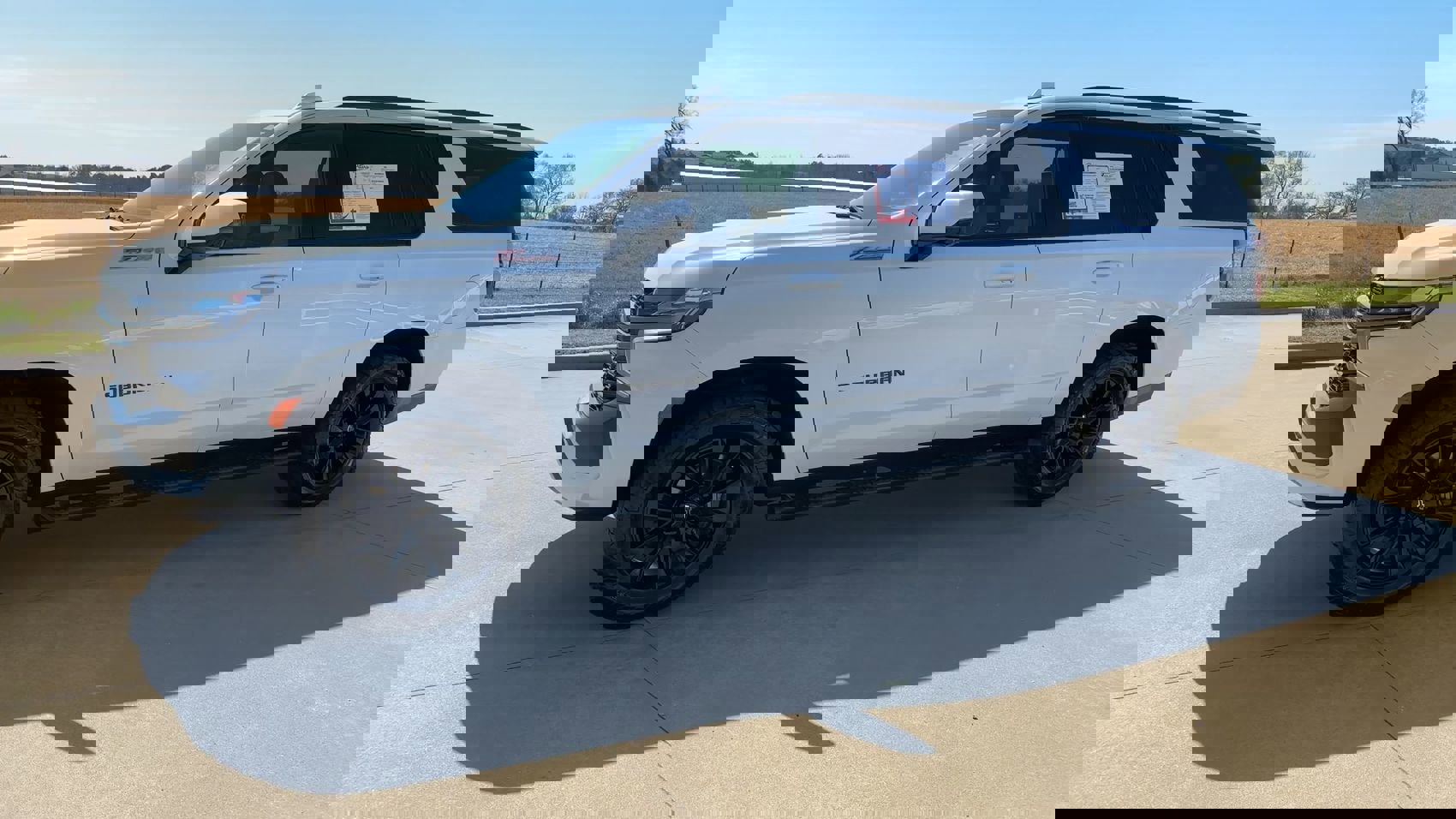 Used 2021 Chevrolet Suburban Z71 w/ Z71 Off-Road Package image 5