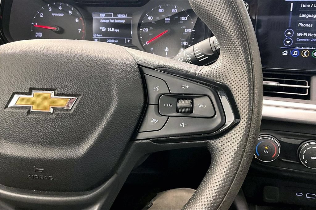 Used 2024 Chevrolet Trax LS FWD image 18