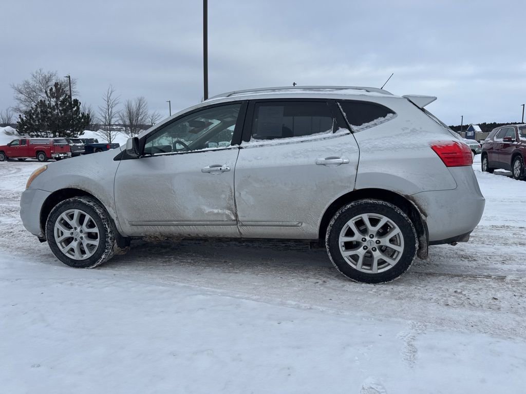 Used 2011 Nissan Rogue SV w/ SL Pkg image 14