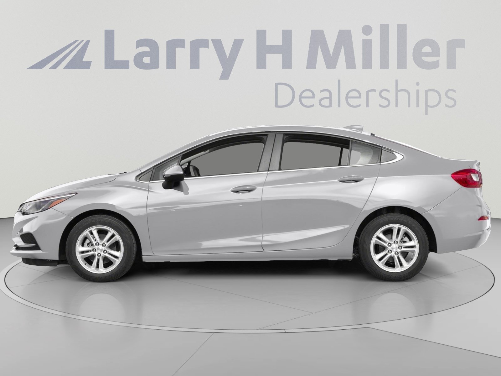 Used 2016 Chevrolet Cruze LT FWD image 3