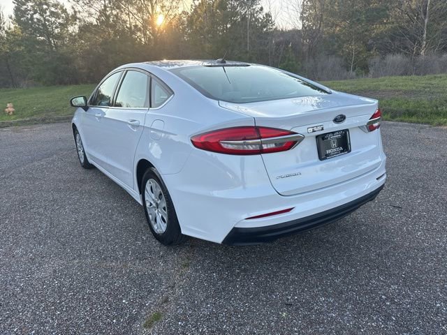 Used 2019 Ford Fusion S image 4