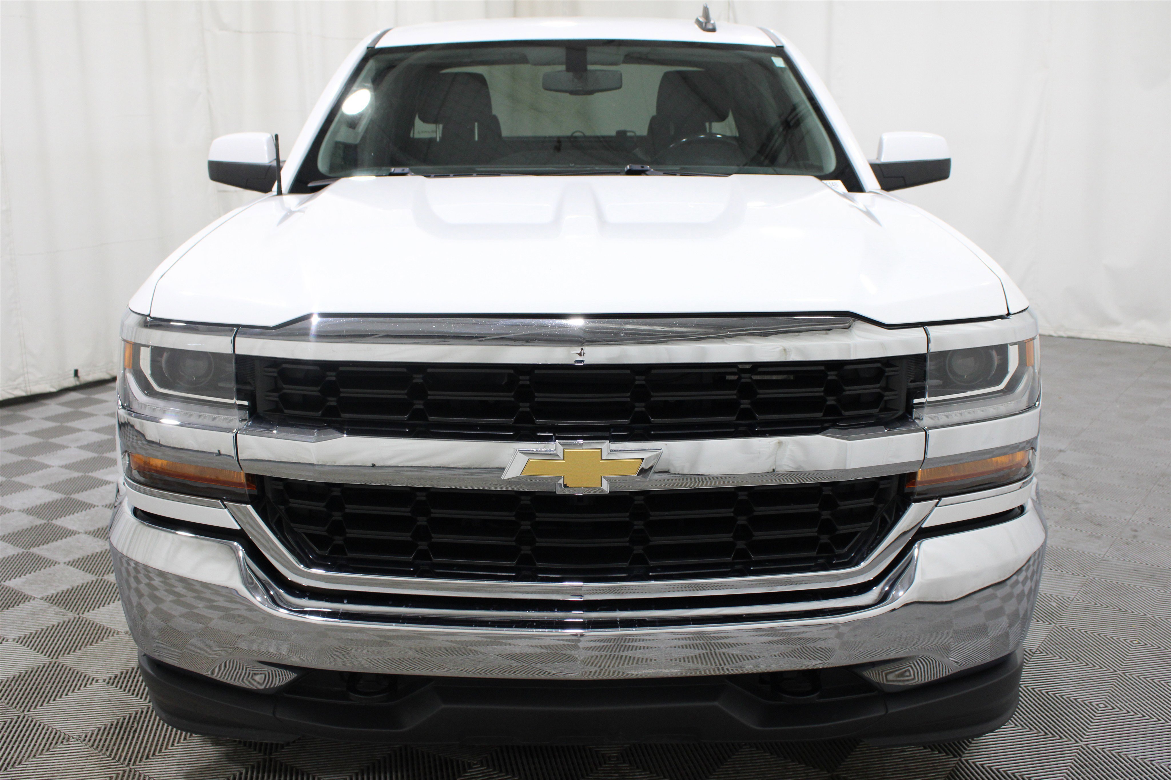 Used 2019 Chevrolet Silverado 1500 LT AWD/4WD image 30