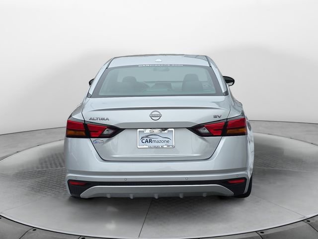 Used 2024 Nissan Altima 2.5 SV image 4