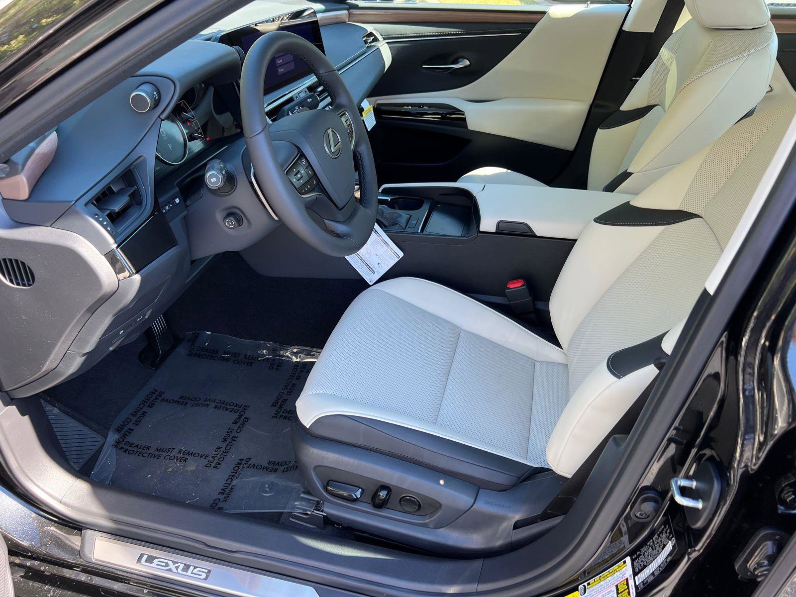 New 2025 Lexus ES 350 w/ Premium Package image 10