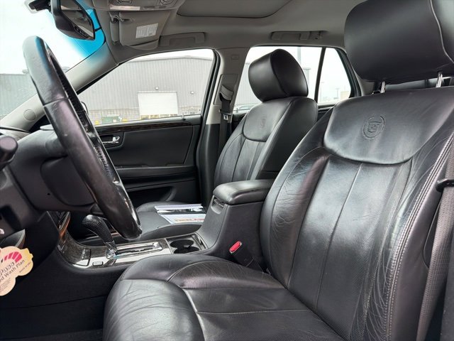 Used 2011 Cadillac DTS Luxury image 13