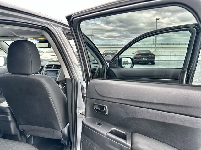 Used 2023 Mitsubishi Outlander Sport AWD image 32