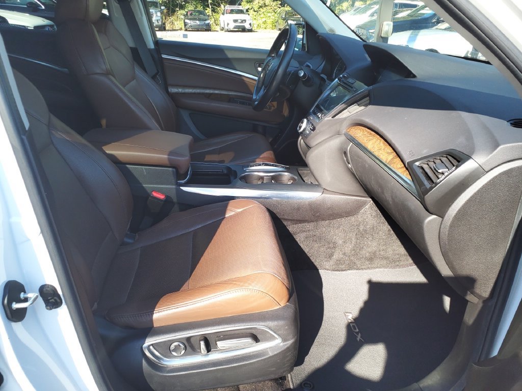 Used 2020 Acura MDX w/ Technology Package AWD/4WD image 10