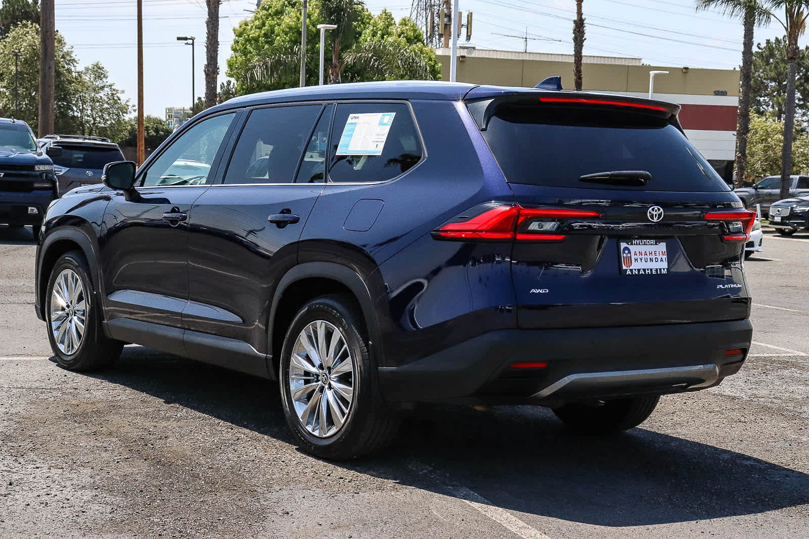 Used 2024 Toyota Grand Highlander AWD image 9