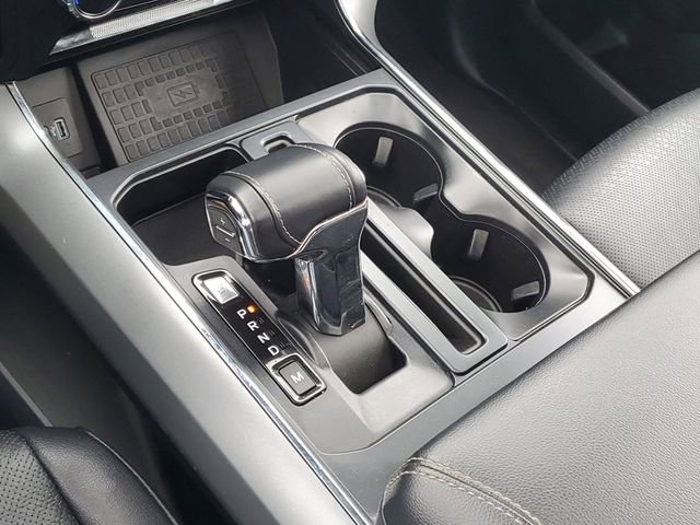 Used 2022 Ford F150 Lariat w/ Equipment Group 502A High image 23