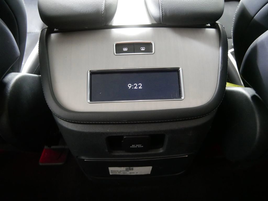 Used 2025 Lincoln Navigator Reserve image 25