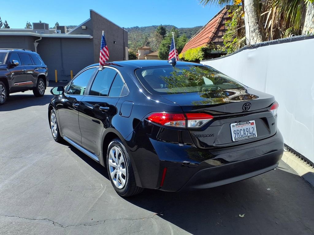 Certified 2025 Toyota Corolla LE image 6