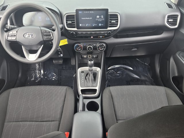 Used 2024 Hyundai Venue SE FWD image 13
