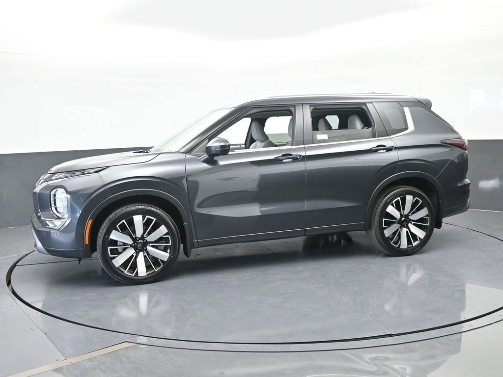 New 2026 Mitsubishi Outlander SEL FWD video 2