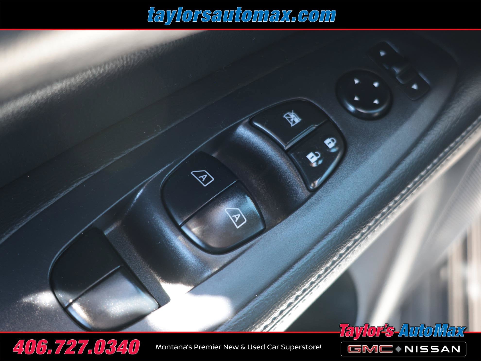 Used 2019 Nissan Pathfinder Platinum AWD/4WD image 30