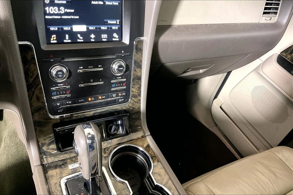Used 2016 Lincoln Navigator Select image 26
