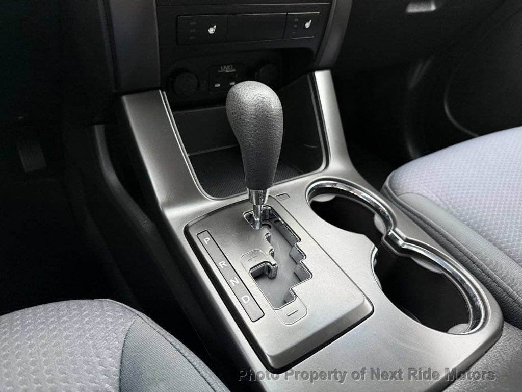 Used 2013 Kia Sorento LX w/ Convenience Pkg image 18