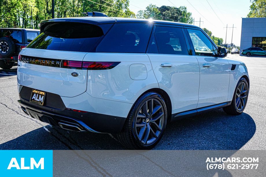 Used 2023 Land Rover Range Rover Sport SE AWD/4WD image 5