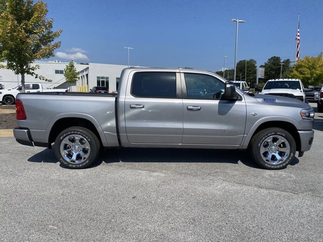 New 2026 RAM 1500 4x4 Crew Cab image 3