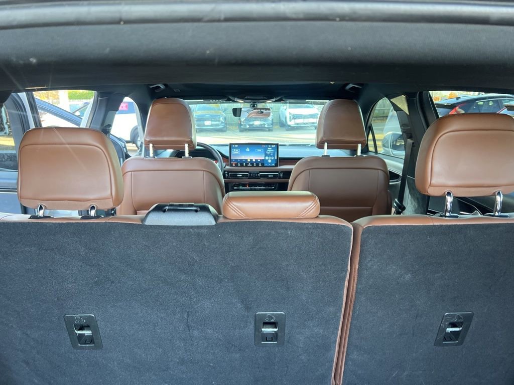 Used 2022 Lincoln Nautilus Reserve image 14